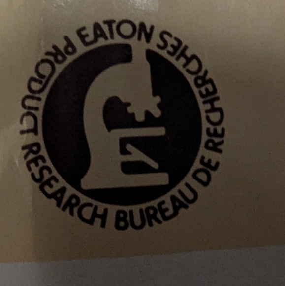 Vintage yarn Eaton Lady Fair  Shetland Style ACRYLIC WOOL blend ivory 50g x 2 - Picture 7 of 7